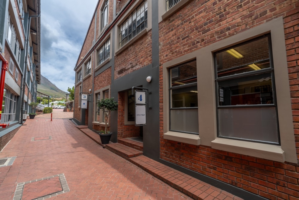 Commercial Building for sale in Observatory, Cape Town - KW1685193 Commercial Building for sale in Observatory, Cape Town - KW1685193