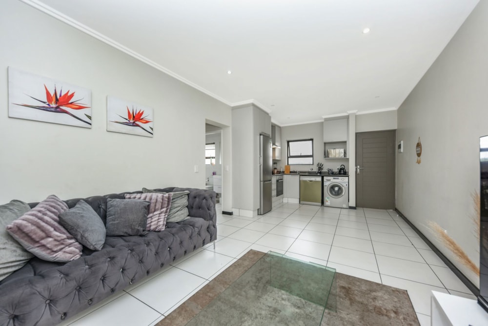 Apartment for sale in Fourways - FW1685343