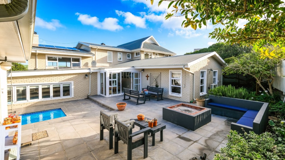 Double-storey house for sale in Wilderness - GEO1669072 Double-storey house for sale in Wilderness - GEO1669072