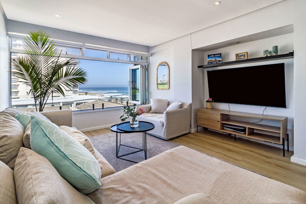 Apartment sold in Mouille Point - AS1683962