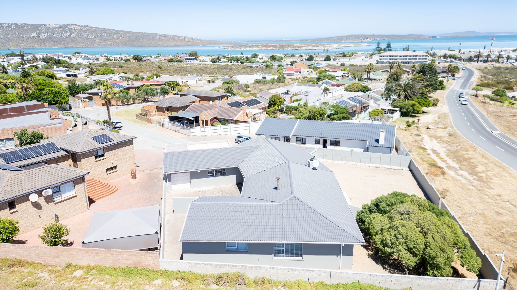 House for sale in Middedorp, Langebaan - LA1683299