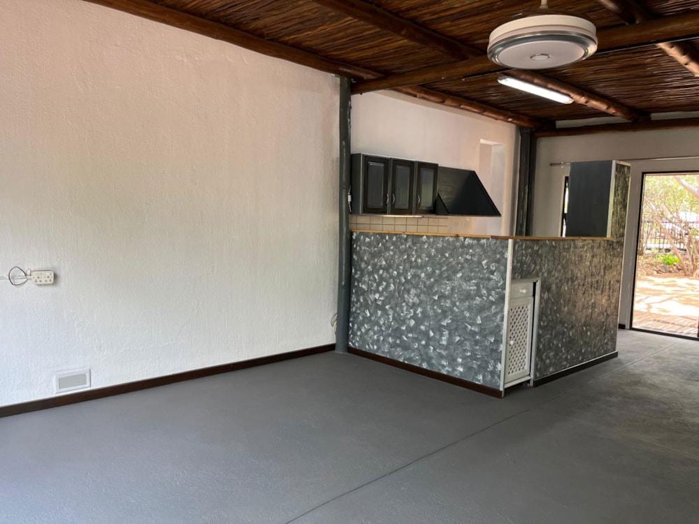 Garden cottage let in Hoedspruit Wildlife Estate - 1HS1684257 Garden cottage let in Hoedspruit Wildlife Estate - 1HS1684257