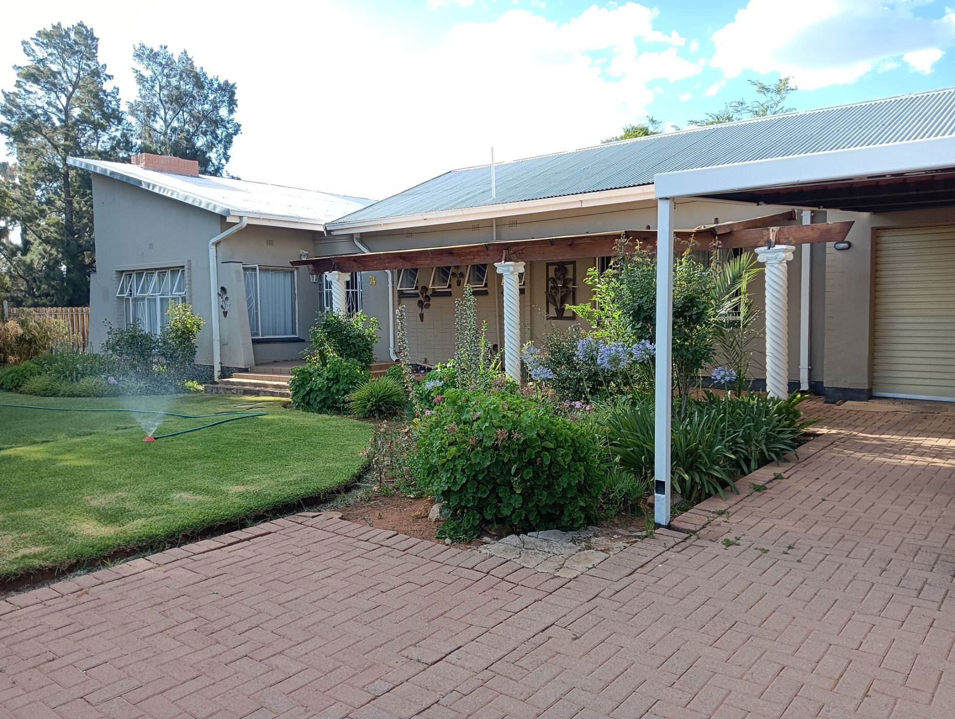 House let in Brandfort - 1BX1684354