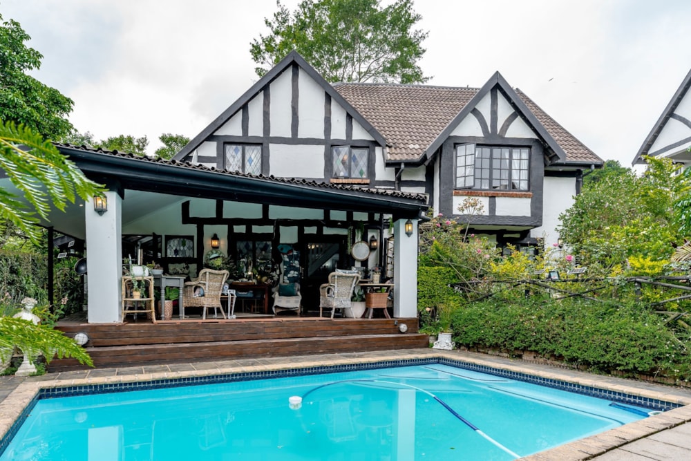 Townhouse for sale in Hillcrest, Upper Highway - 1KF1713083