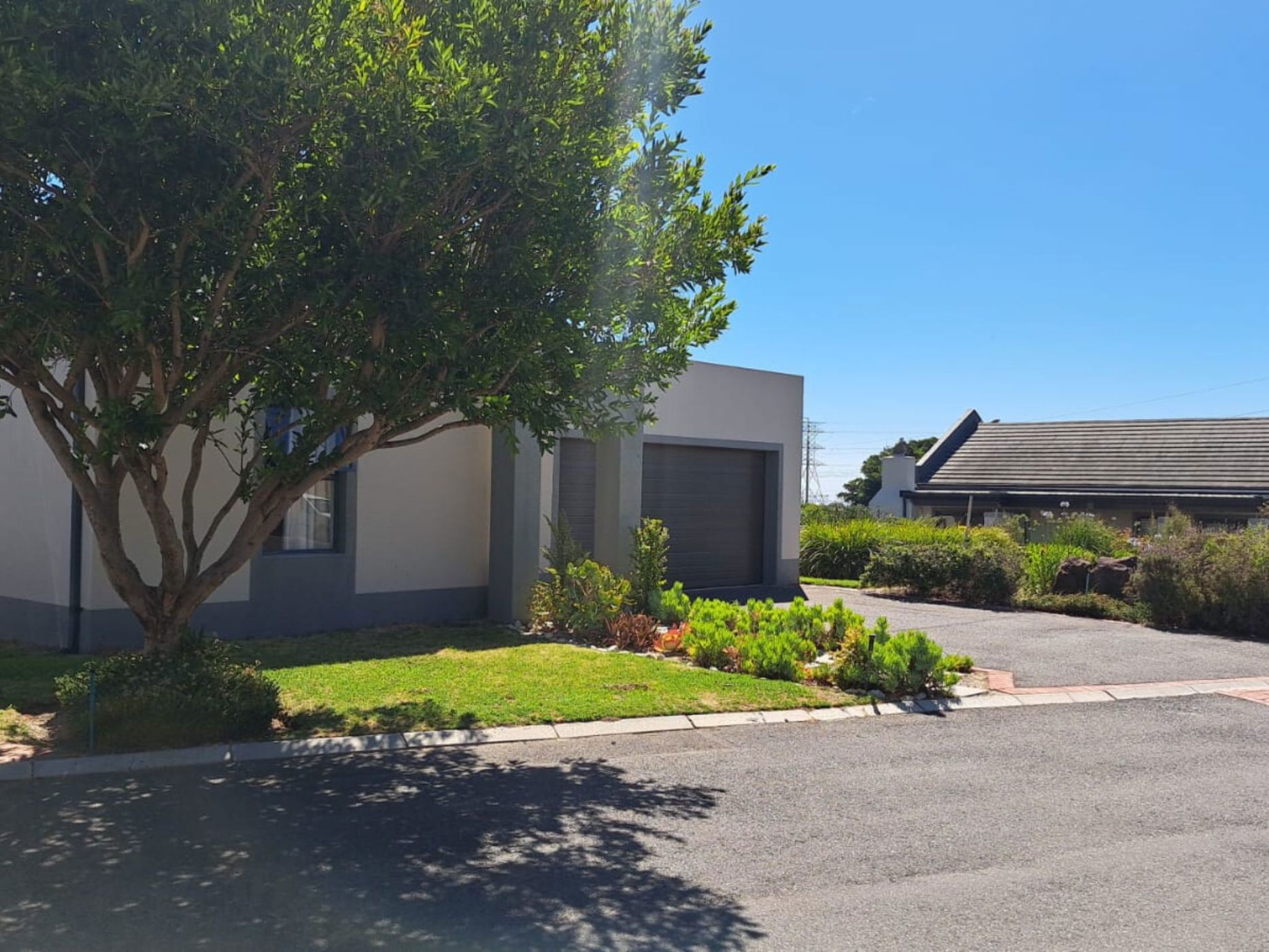 House sold in Plattekloof - 1PLA1678541