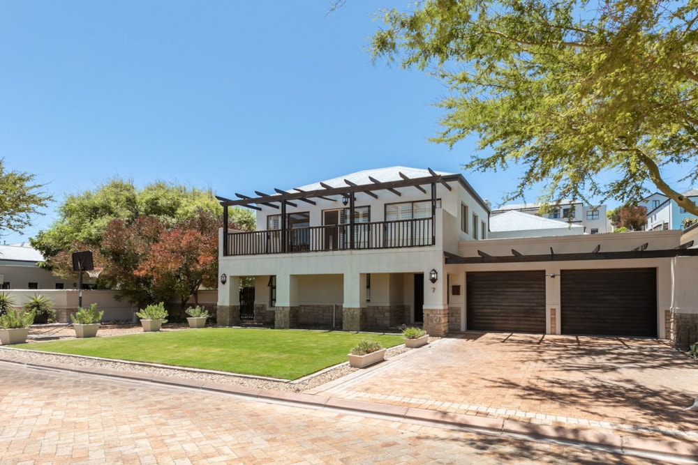 House sold in Atlantic Beach Estate - 1TV1683395