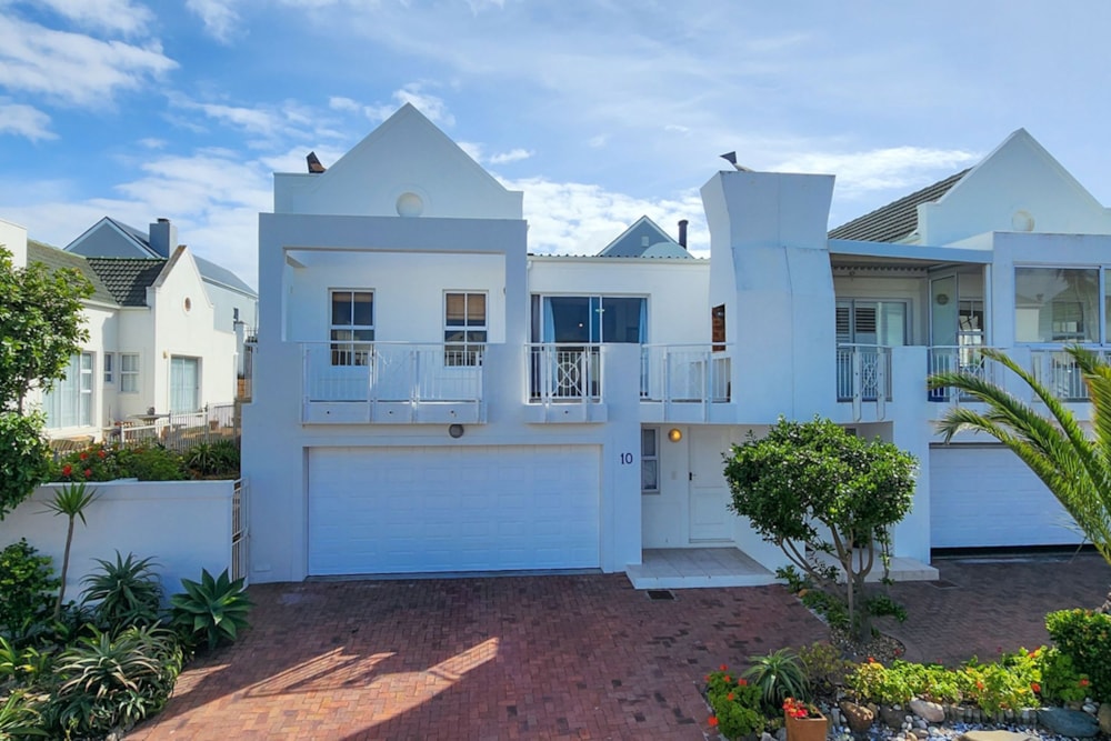 Cluster sold in Bloubergstrand - 1TV1684928 Cluster sold in Bloubergstrand - 1TV1684928