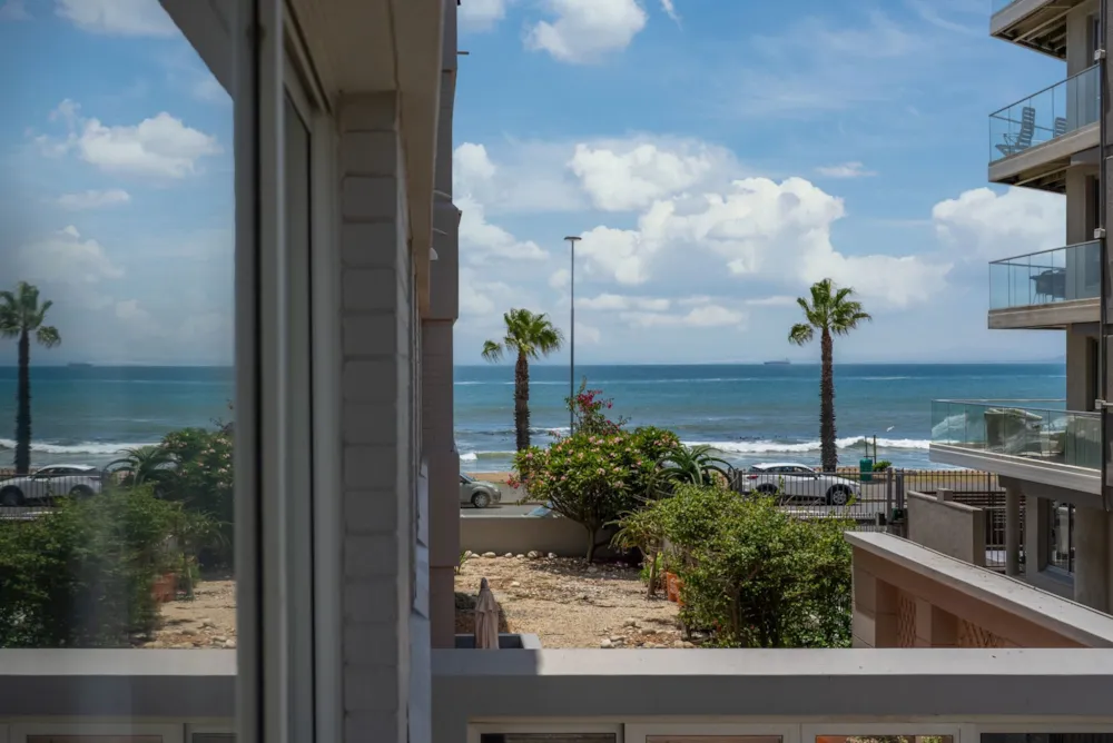 Apartment sold in Mouille Point - AS1722966 Apartment sold in Mouille Point - AS1722966