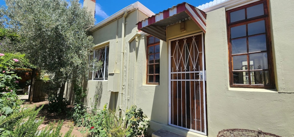House for sale in Cradock - 1KK1684010 House for sale in Cradock - 1KK1684010