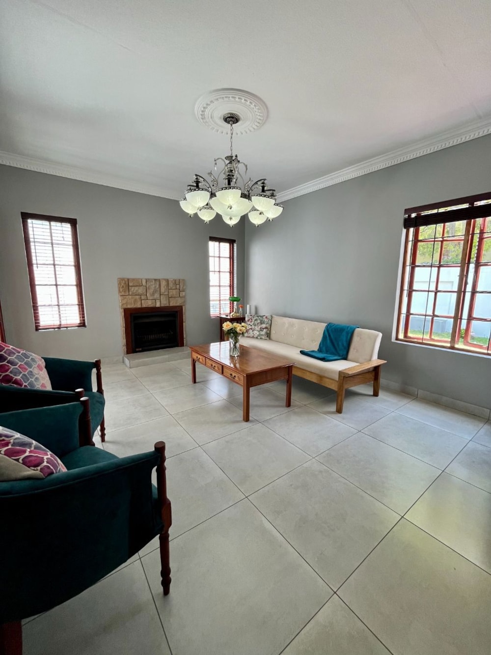 House sold in Halfway Gardens - MR1681181 House sold in Halfway Gardens - MR1681181