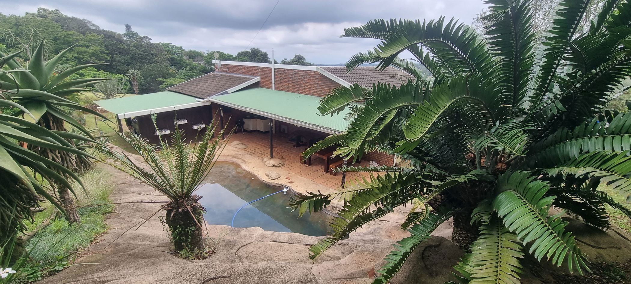 House let in Crestview - 1KF1683293