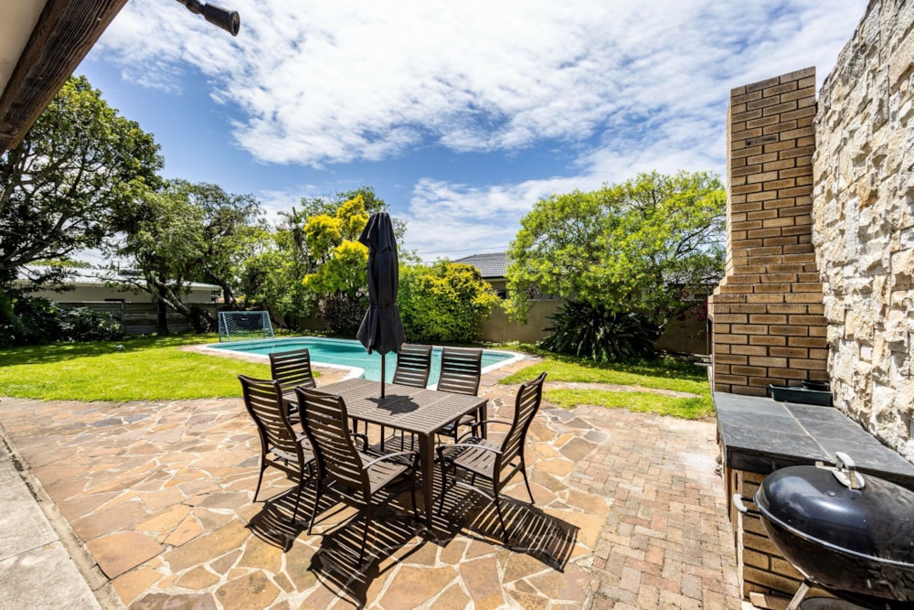 House sold in Beacon Bay - 1EZ1684182 House sold in Beacon Bay - 1EZ1684182