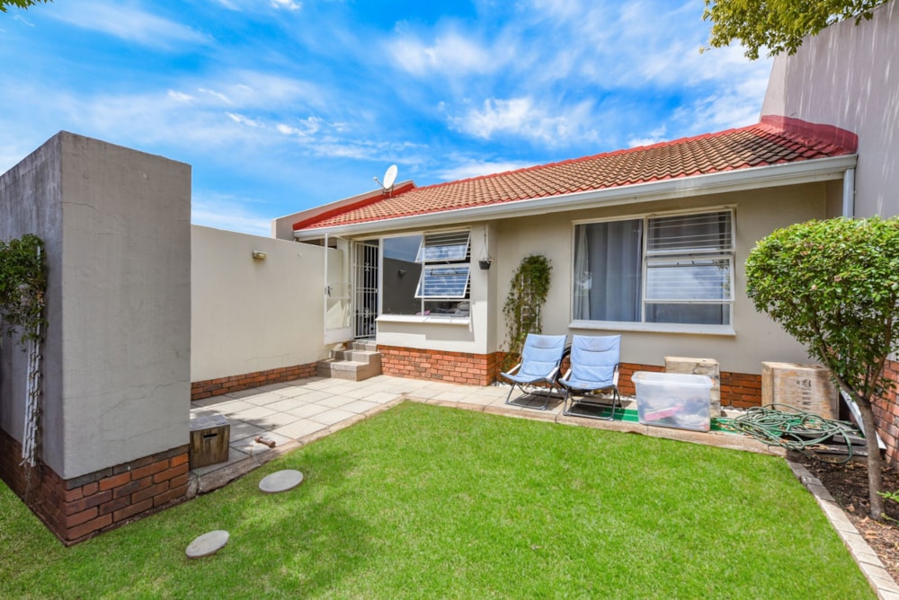 Townhouse for sale in Magaliessig - FW1683691 Townhouse for sale in Magaliessig - FW1683691