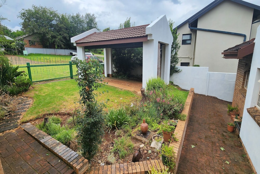 Single-storey house sold in Haenertsburg - 1TA1685044 Single-storey house sold in Haenertsburg - 1TA1685044