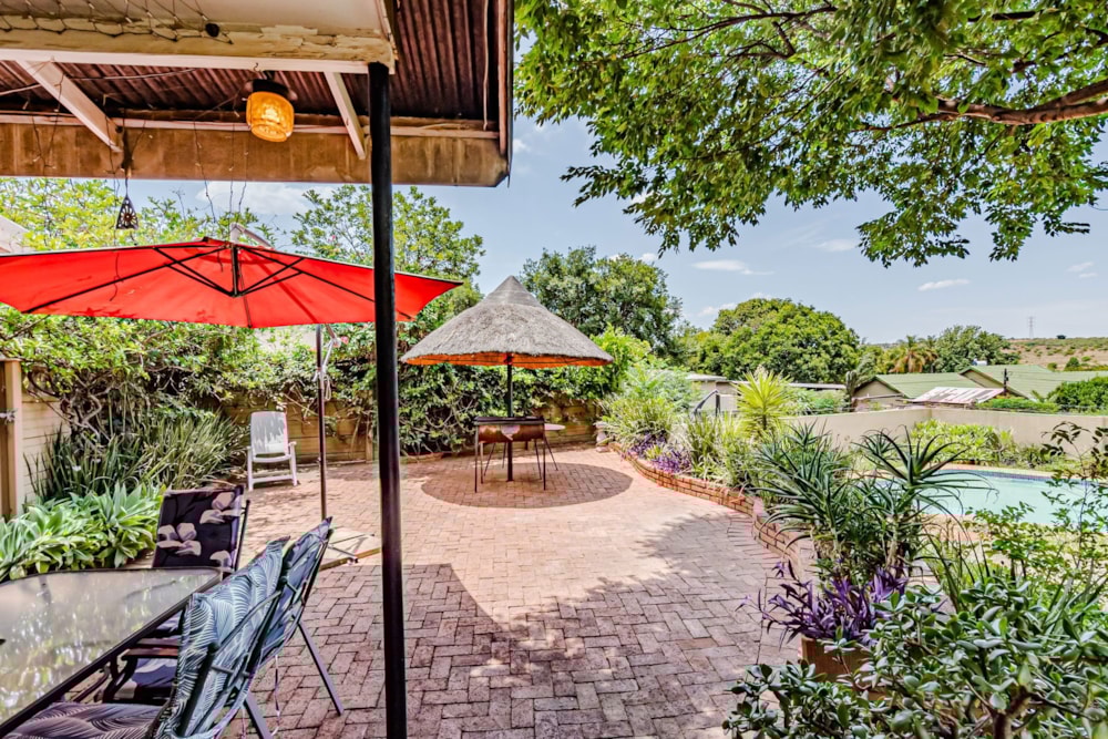 House sold in Lyttelton Manor - CN1680434 House sold in Lyttelton Manor - CN1680434