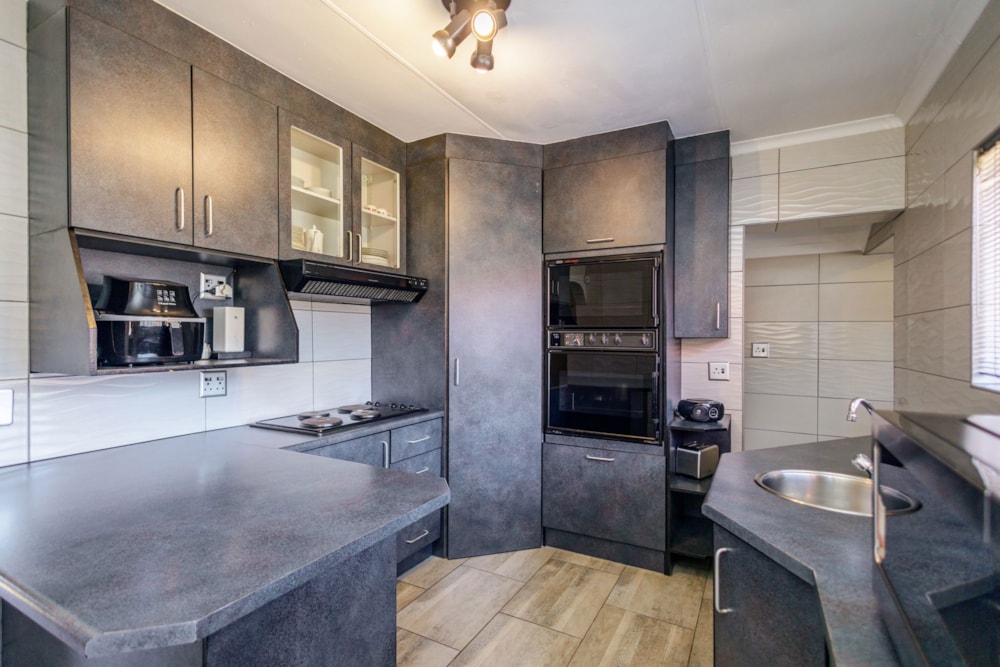 House sold in Lenasia South - 1GV1680328 House sold in Lenasia South - 1GV1680328