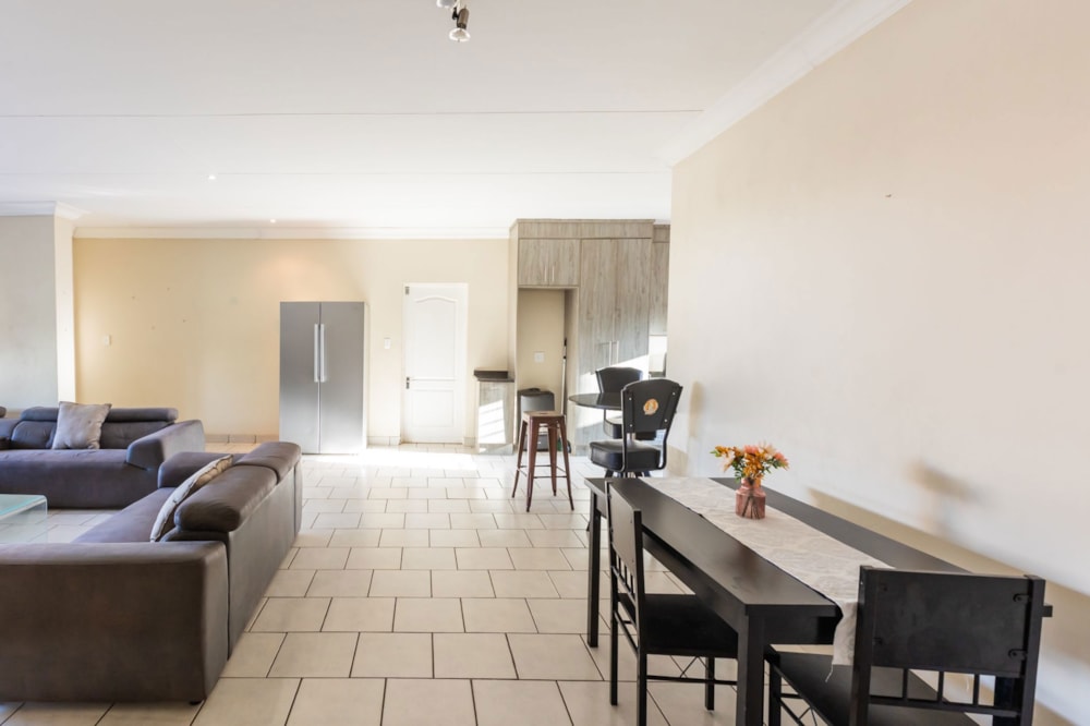 Townhouse sold in Hutten Heights - 1NW1685355 Townhouse sold in Hutten Heights - 1NW1685355