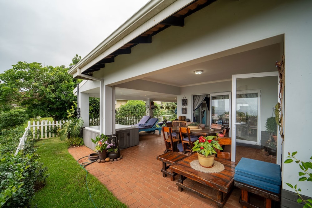 House for sale in Beverley Hills Estate  - 1BD1684300