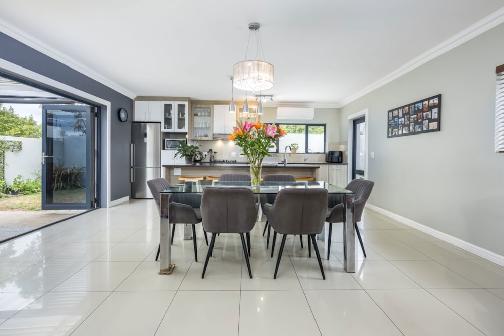 Townhouse sold in Durbanville Central - DBV1683077 Townhouse sold in Durbanville Central - DBV1683077