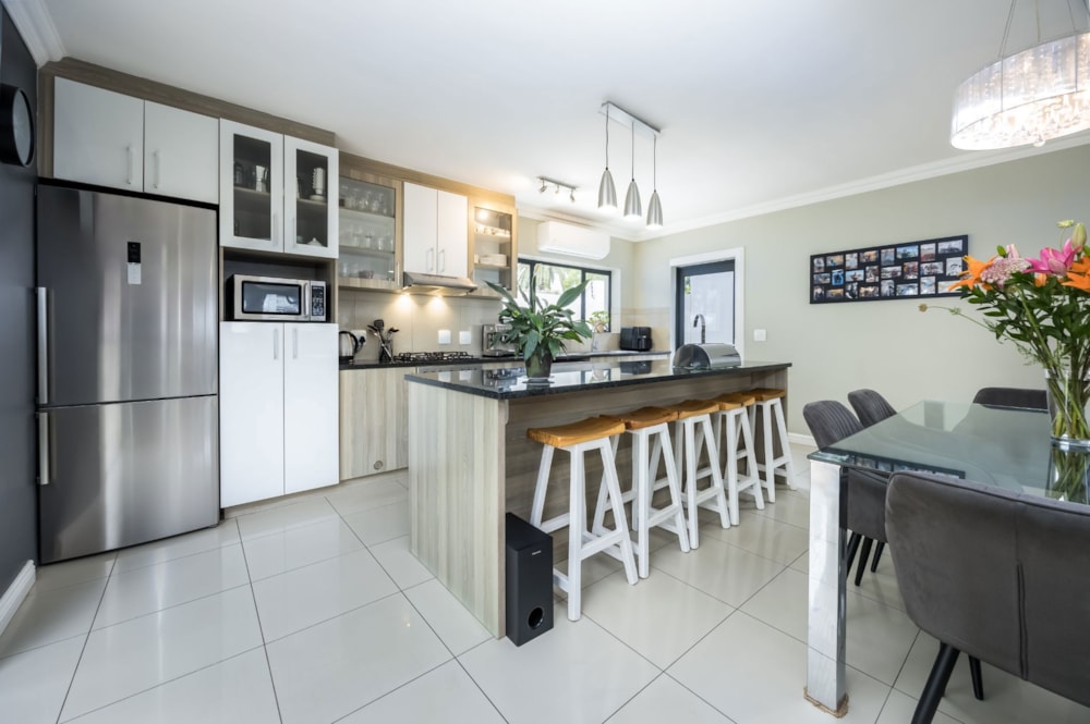 Townhouse sold in Durbanville Central - DBV1683077 Townhouse sold in Durbanville Central - DBV1683077