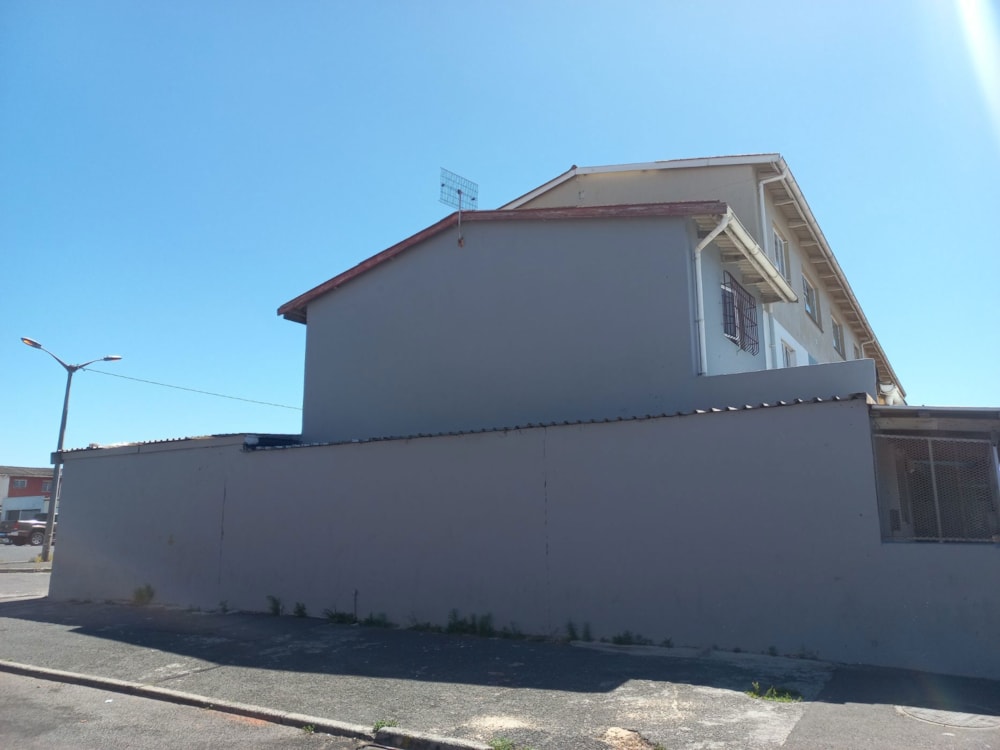 House sold in Woodlands, Mitchells Plain - 1MN1684795 House sold in Woodlands, Mitchells Plain - 1MN1684795