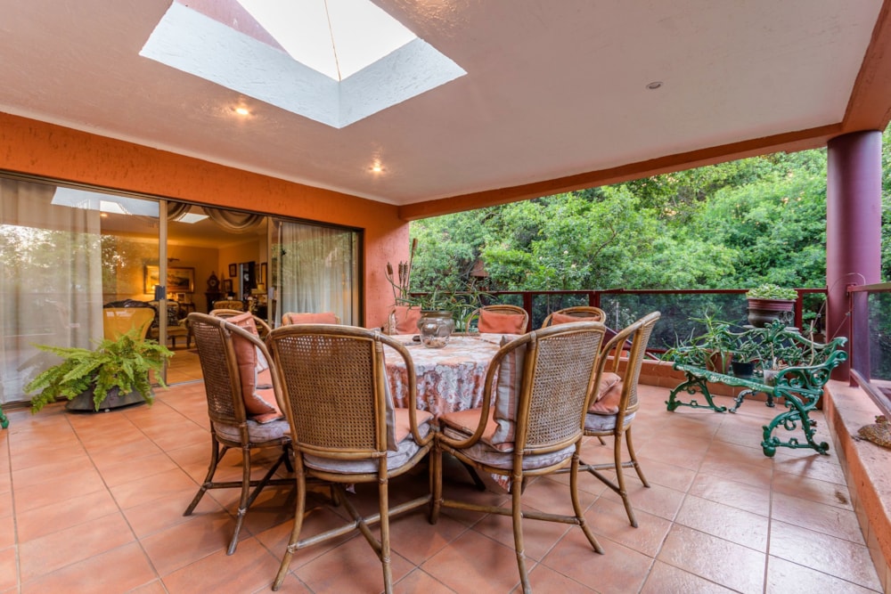 Double-storey house for sale in Bedfordview - BED1683378 Double-storey house for sale in Bedfordview - BED1683378