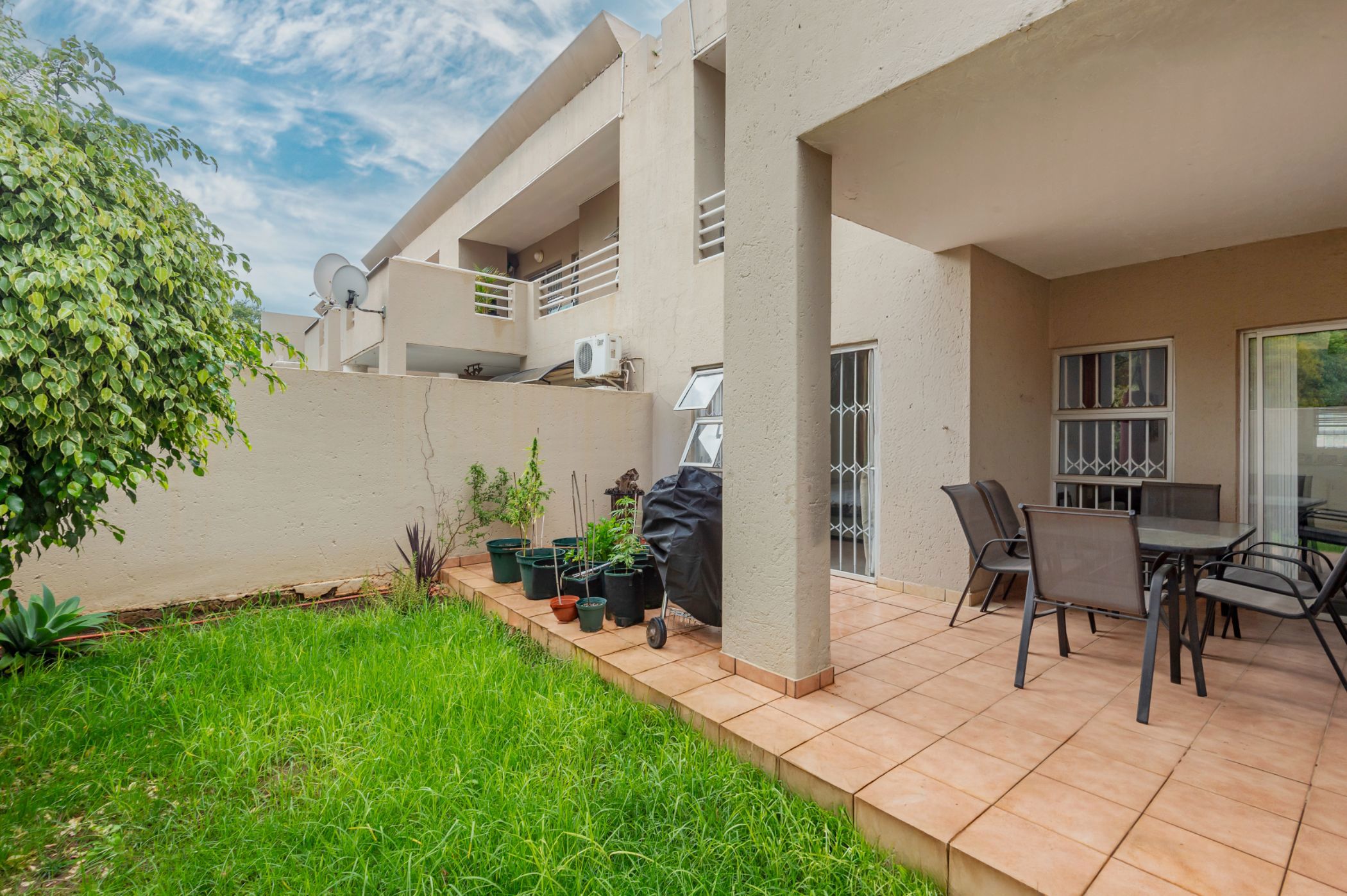 Apartment for sale in Highlands North - BED1686791