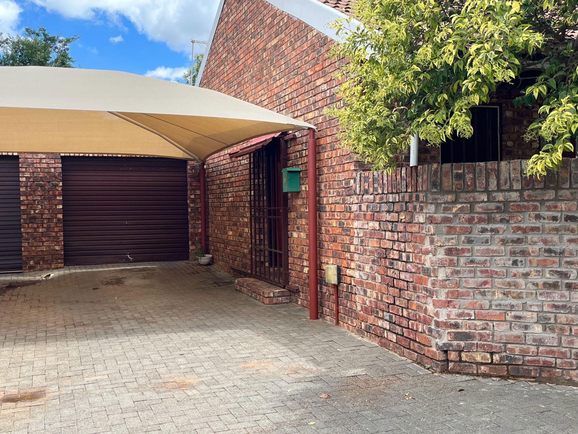 Townhouse for sale in Langenhovenpark - 1BX1716474