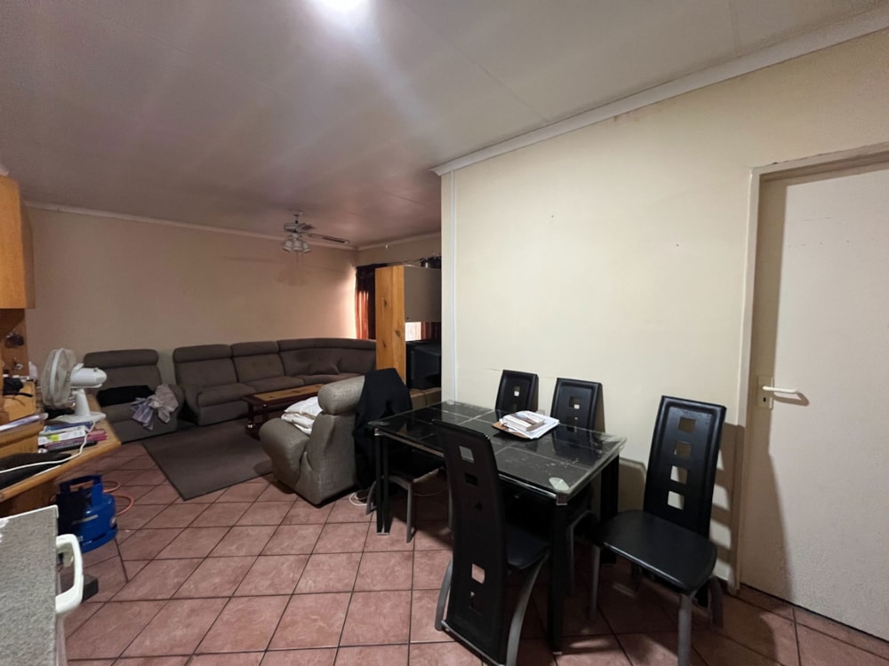 Townhouse for sale in Langenhovenpark - 1BX1716474 Townhouse for sale in Langenhovenpark - 1BX1716474