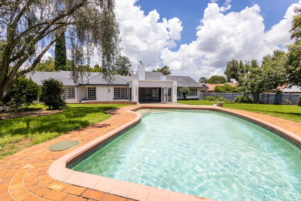 House sold in Farrarmere - EN1687129