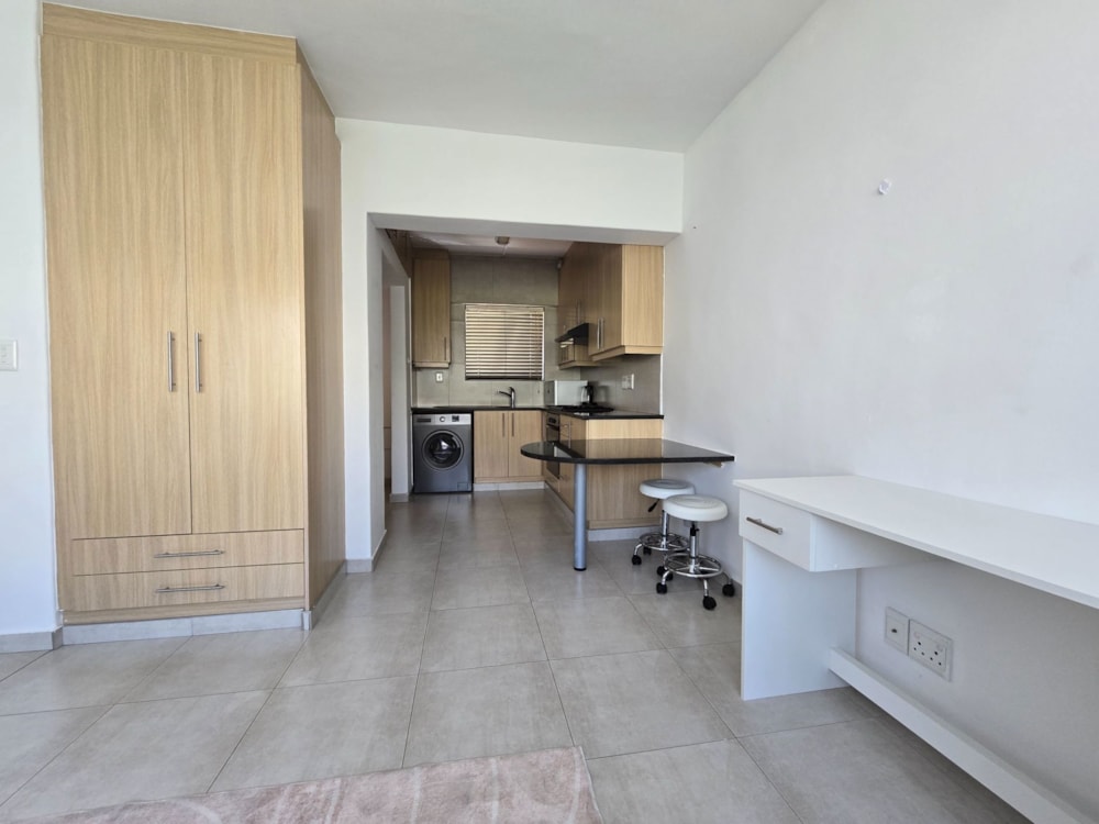 Studio apartment to rent in Stellenbosch Central - STL1750664 Studio apartment to rent in Stellenbosch Central - STL1750664