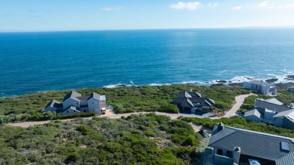 Residential vacant land for sale in Pinnacle Point Golf Estate - 1MB1688776