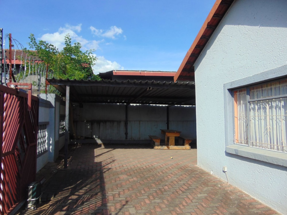 House sold in Kamagugu - 1NS1688243 House sold in Kamagugu - 1NS1688243