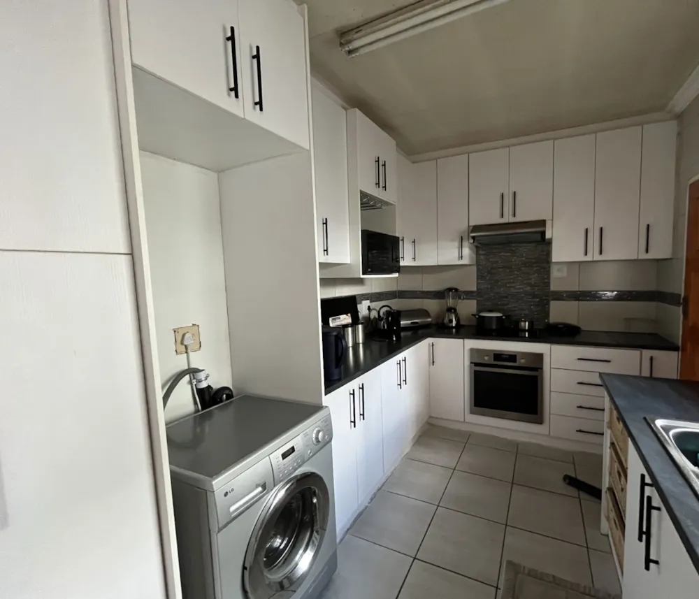 Townhouse for sale in Langenhovenpark - 1BX1685967 Townhouse for sale in Langenhovenpark - 1BX1685967