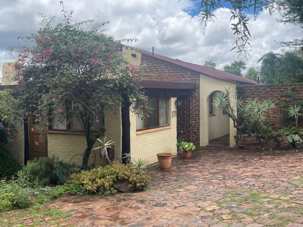 House sold in Waterkloof Ridge - PT1687542 House sold in Waterkloof Ridge - PT1687542