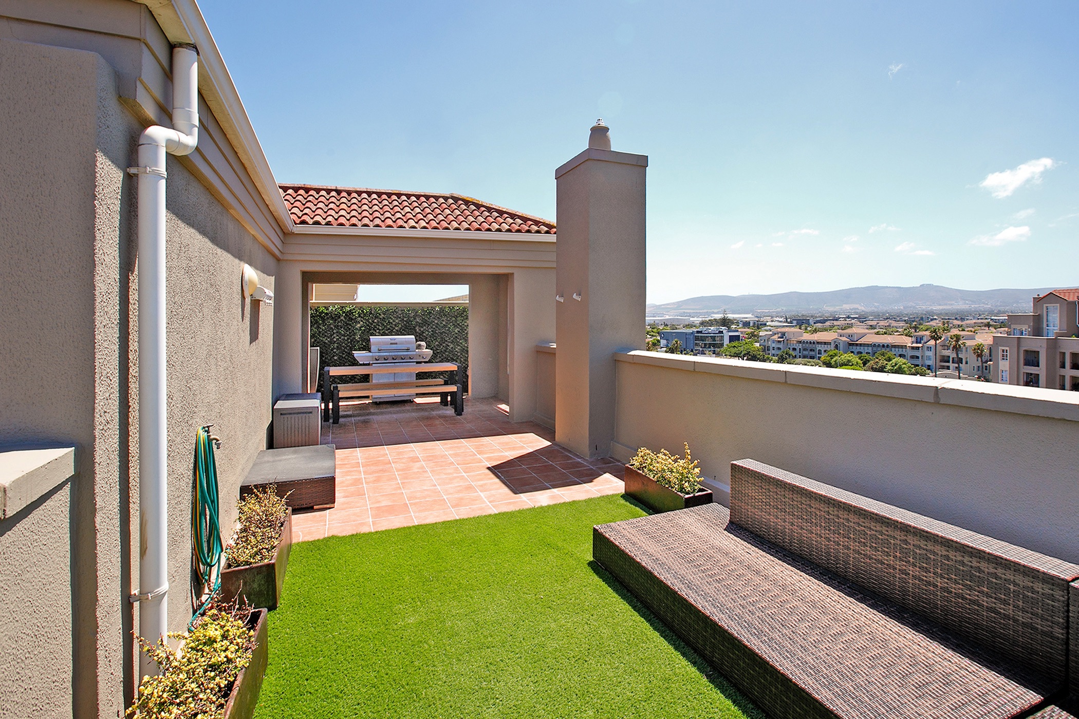 Apartment sold in Century City - 1TV1685370