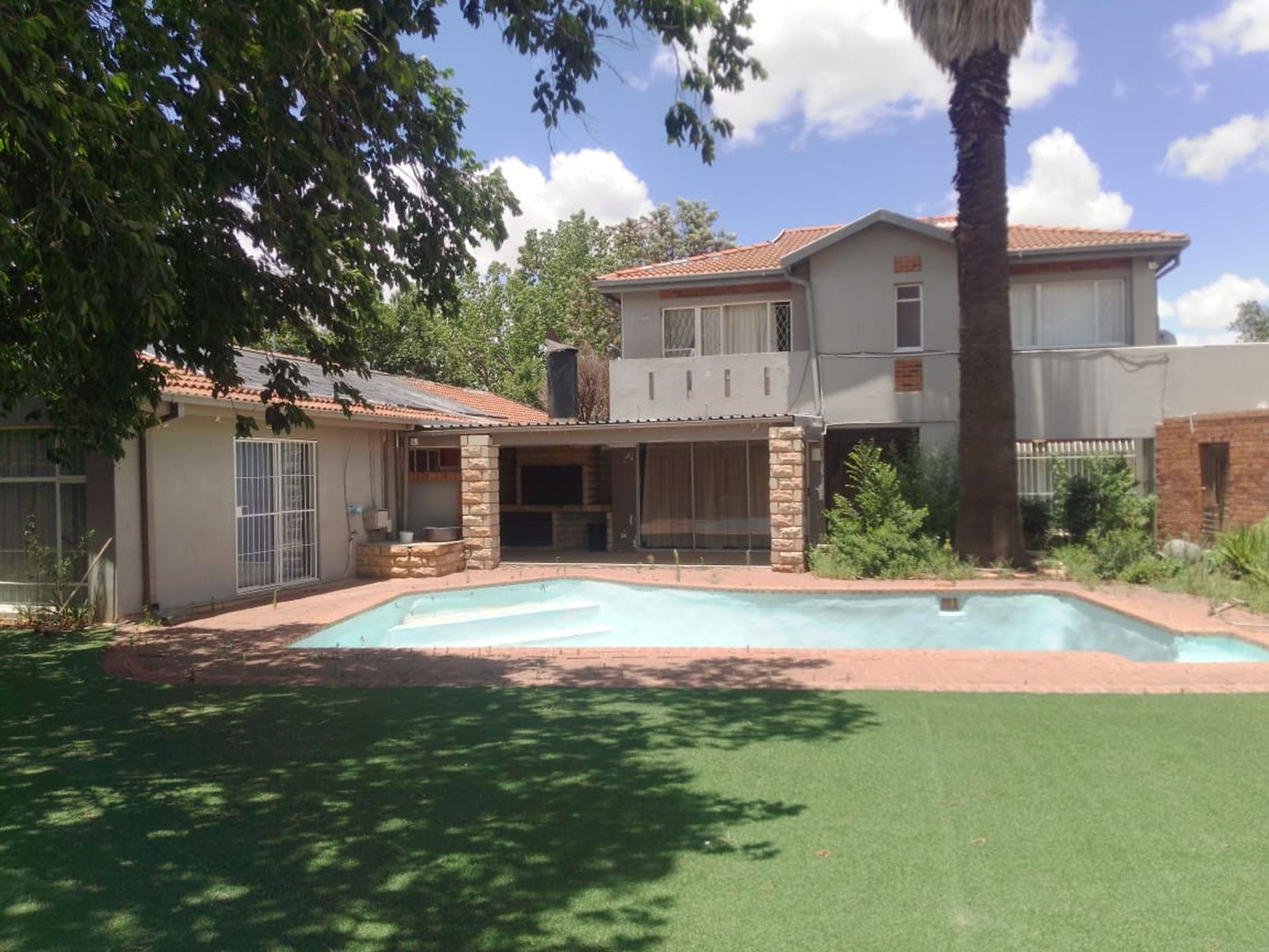 Double-storey house sold in Universitas - 1BX1686451