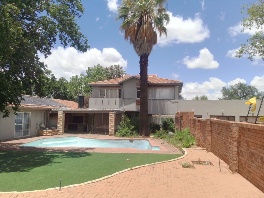 Double-storey house sold in Universitas - 1BX1686451 Double-storey house sold in Universitas - 1BX1686451