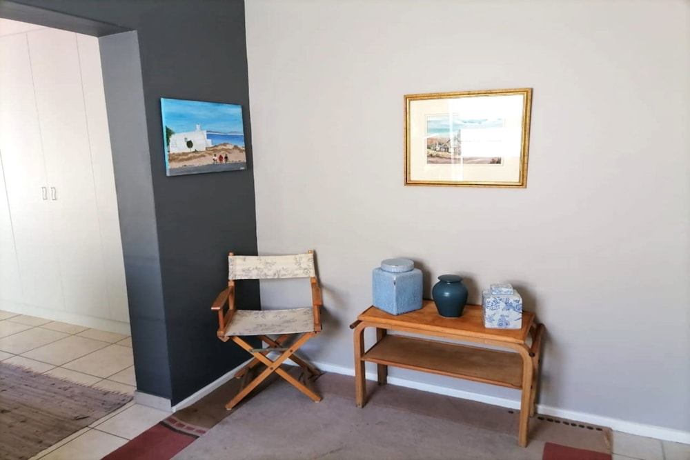 Garden cottage let in Table View - 1TV1686550 Garden cottage let in Table View - 1TV1686550