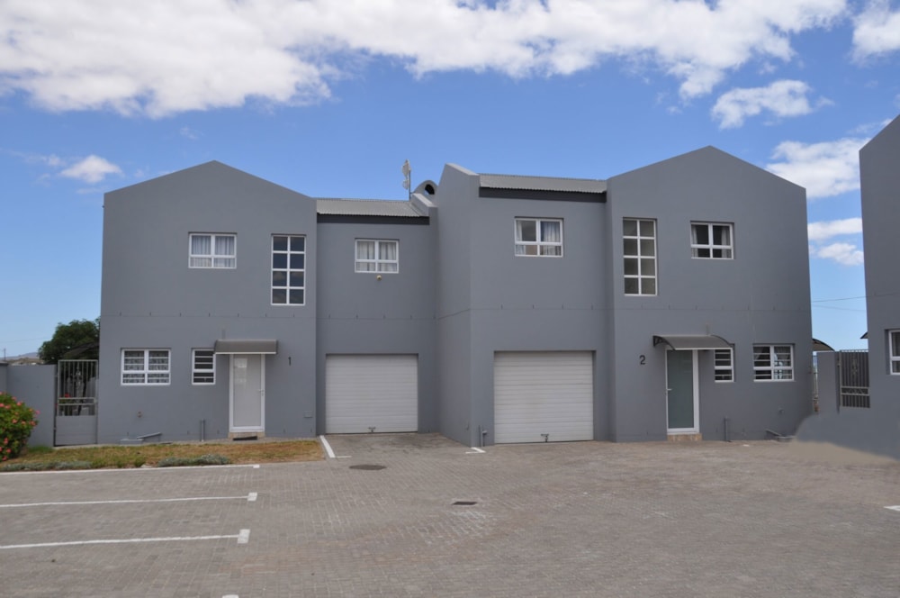 Double-storey house for sale in Laaiplek - LA1686835