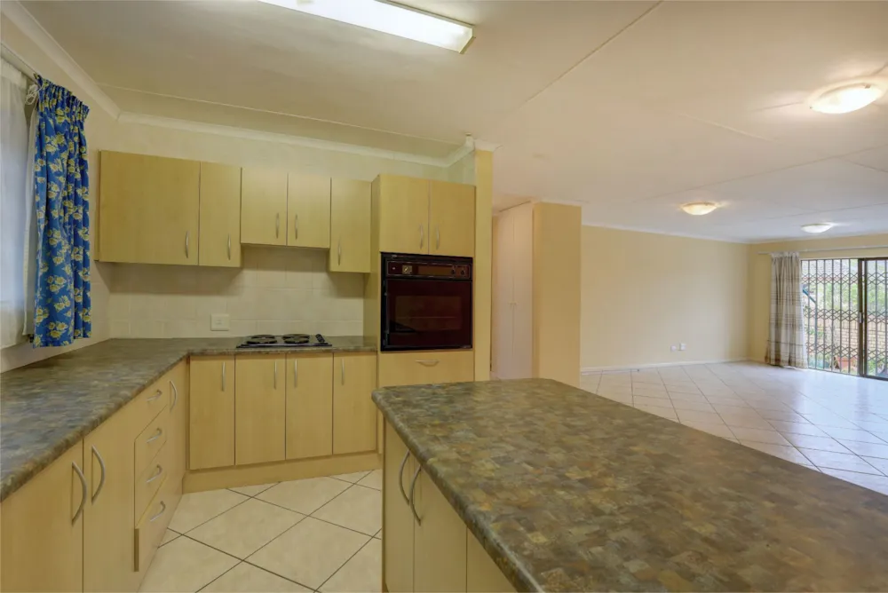 Townhouse let in George - GEO1720062