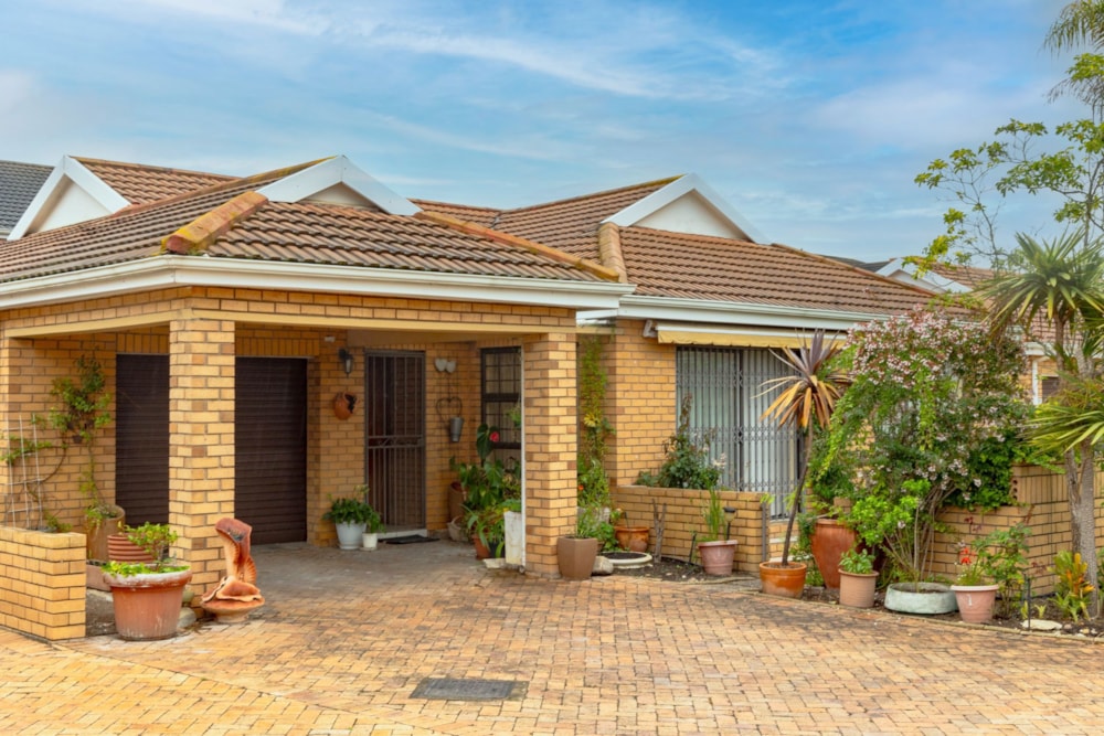 Townhouse to rent in George - GEO1720062 Townhouse to rent in George - GEO1720062