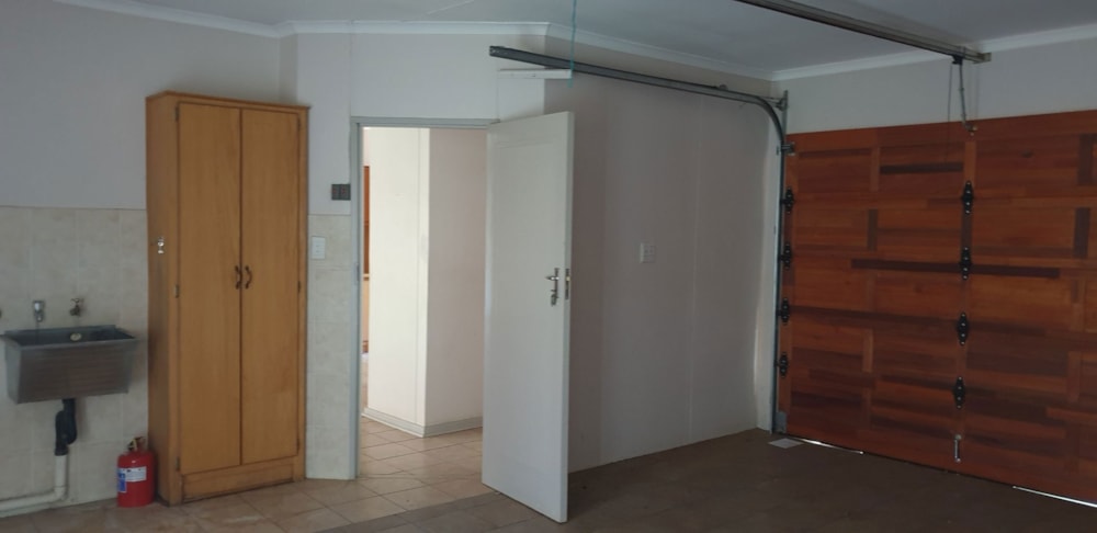 Townhouse for sale in Universitas - 1BX1687571 Townhouse for sale in Universitas - 1BX1687571