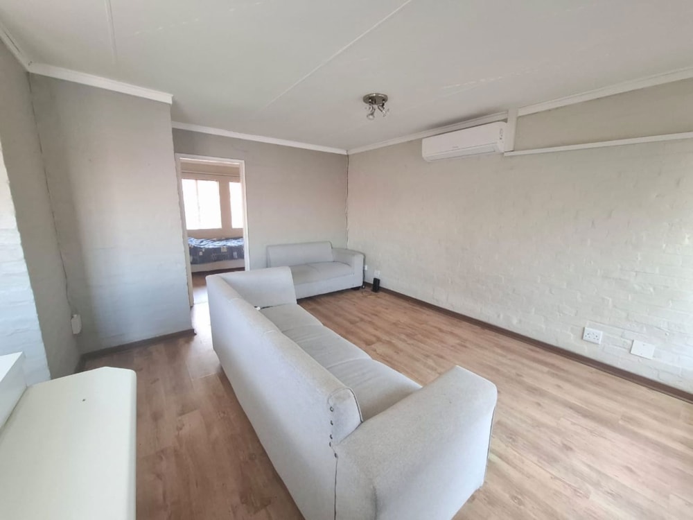 Townhouse sold in Pentagon Park - 1BX1688598 Townhouse sold in Pentagon Park - 1BX1688598