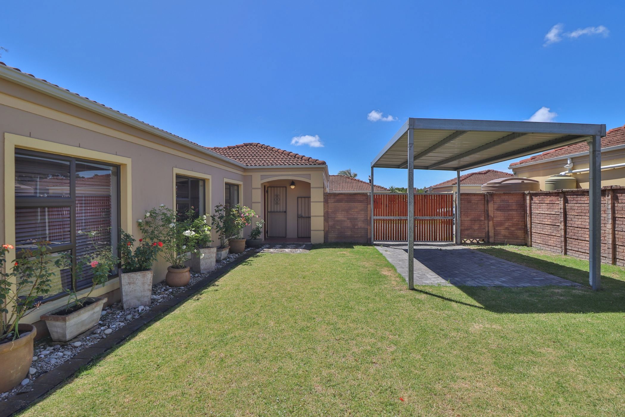 Townhouse sold in Lorraine - 1PLZ1685403