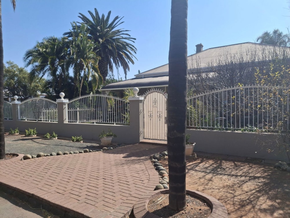 House for sale in Belgravia, Kimberley - 1KJ1688359