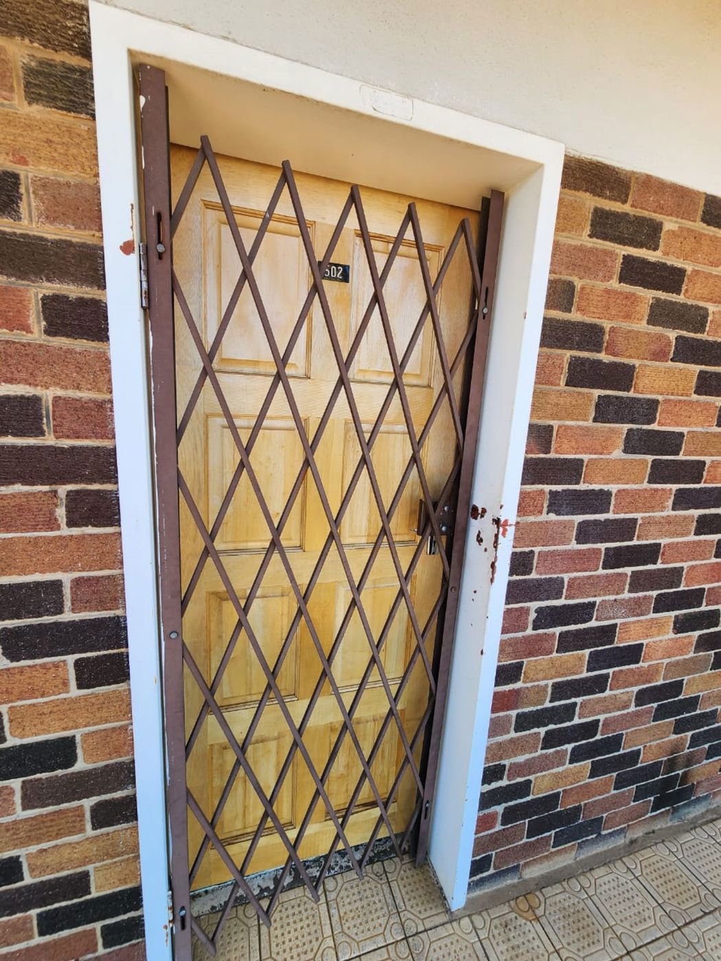 Bachelor apartment for sale in Bloemfontein Central - 1BX1687376