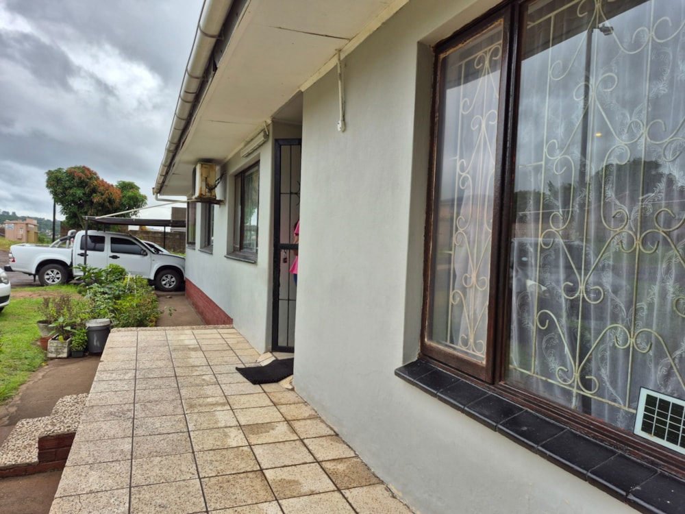 House for sale in Isipingo Rail - 1WB1687387