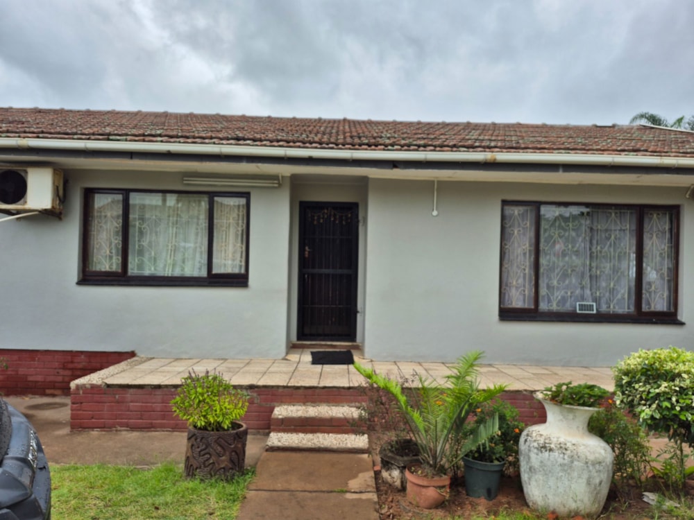 House for sale in Isipingo Rail - 1WB1687387