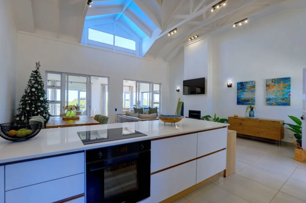 House for sale in Pinnacle Point Golf Estate - 1MB1686967